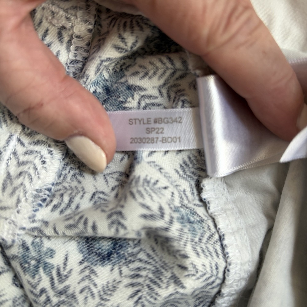 J Crew Factory Chino Shorts Women 2 Blue White Floral Print 100% Cotton 3.5 inch - Picture 9 of 9
